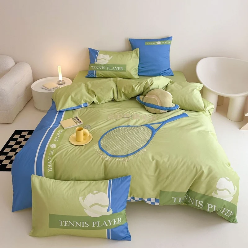 Children's bedding set with football print, striped satin cover and decorative ball pillow Stornfield