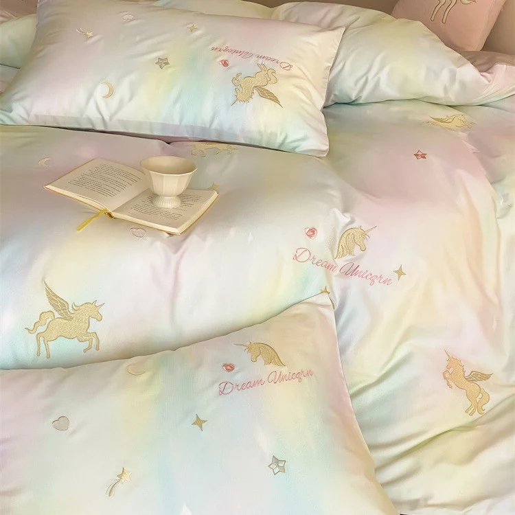 Children's bedding set with unicorn print, pastel gradient and cotton satin Stornfield