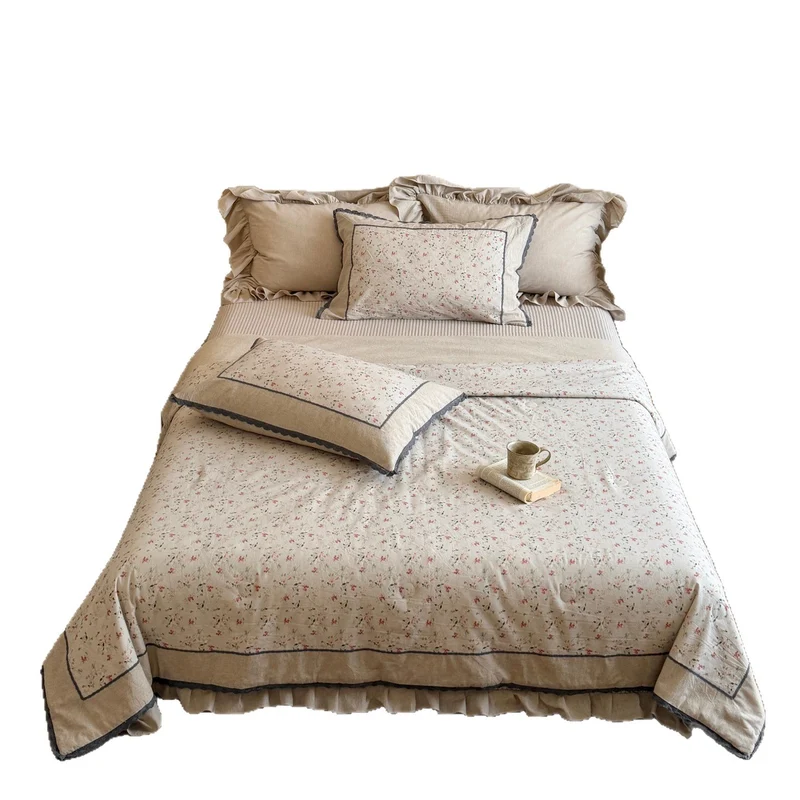 French vintage duvet and pillow set made of cotton-linen with ruffles Stornfield