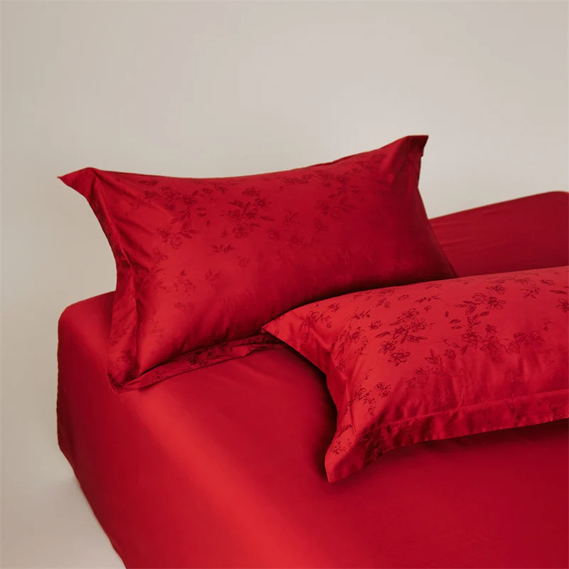 Elegant Satin Bedding Set Stornfield