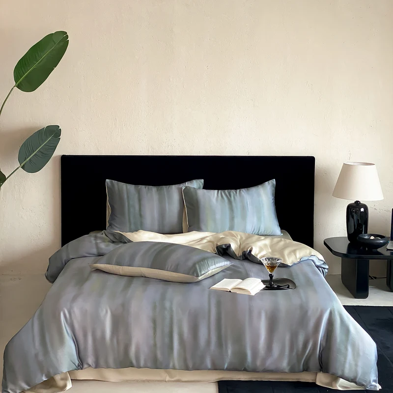 Elegant satin bedding set with silky shiny surface and breathable filling Stornfield
