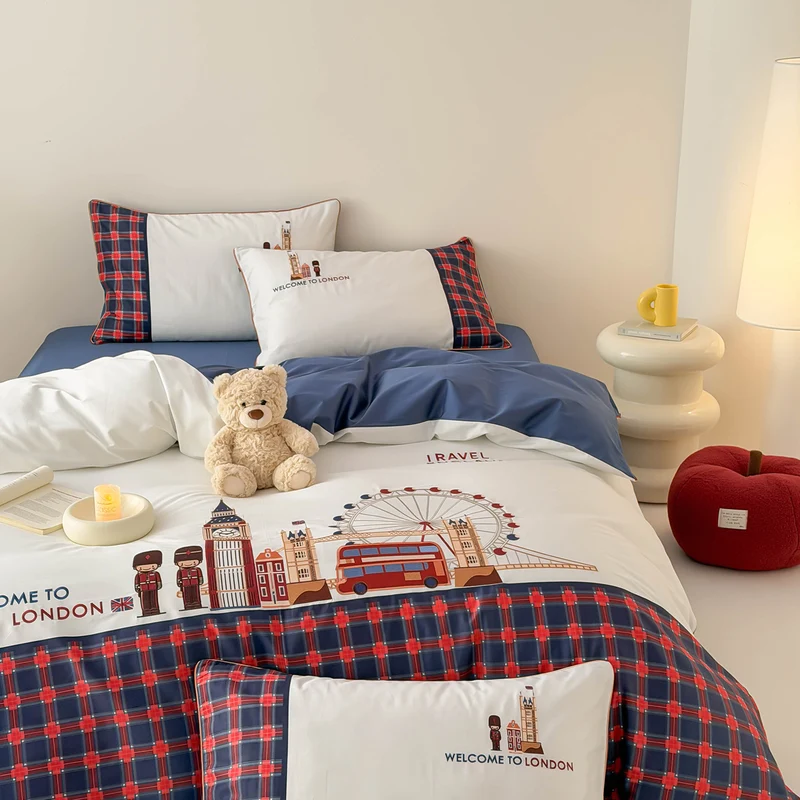 Bedding set in London motif made of cotton satin with check patchwork and embroidered skyline icons Stornfield