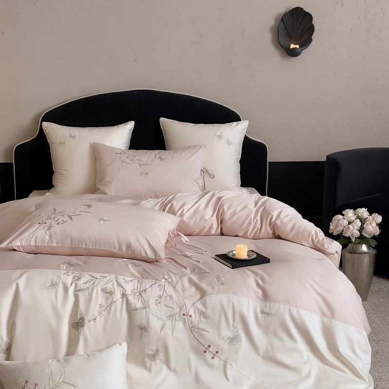 Luxurious satin bedding set with floral embroidery Stornfield
