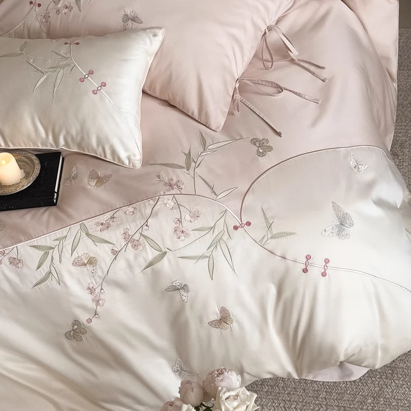 Luxurious satin bedding set with floral embroidery Stornfield