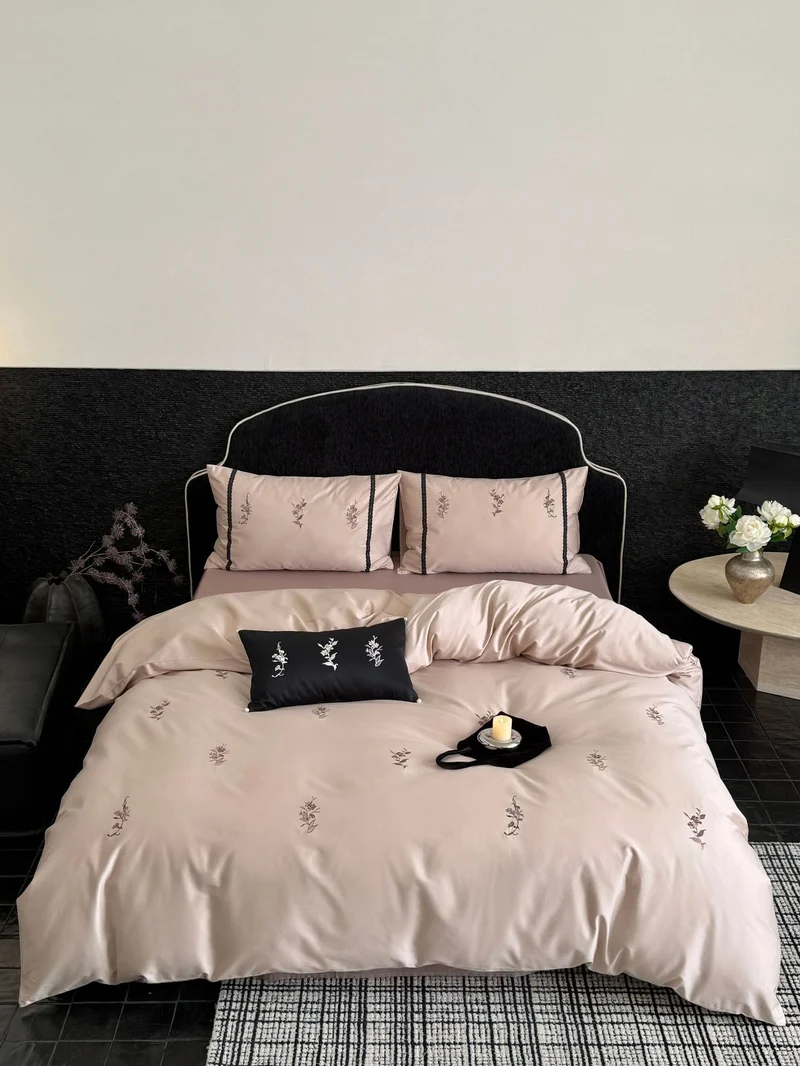 Luxurious satin bed linen set with fine floral embroidery Stornfield