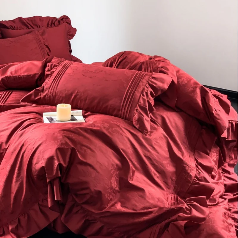 Luxurious satin bedding set with frill and jacquard detail Stornfield