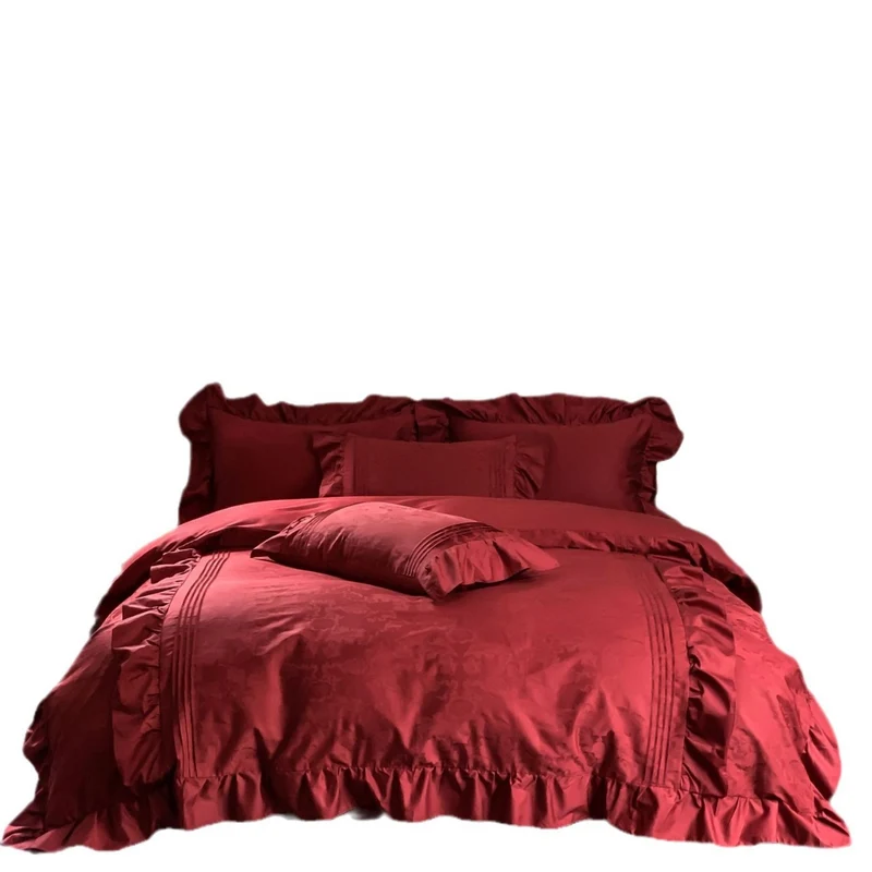 Luxurious satin bedding set with frill and jacquard detail Stornfield