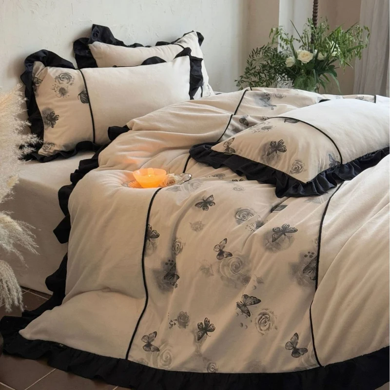 Luxurious bedding set Stornfield