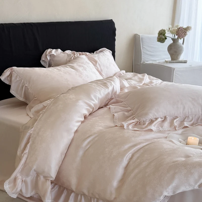 Luxurious bed linen set made of Mako satin with ruffled border and fine floral jacquard Stornfield