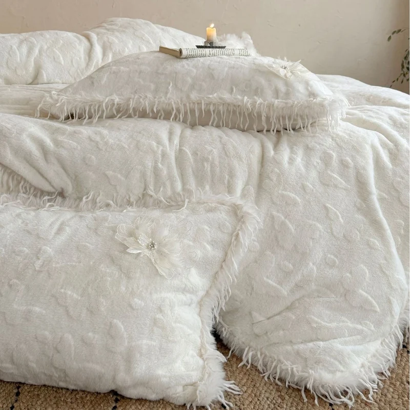 Cozy plush bedding set with fringes and textured relief Stornfield