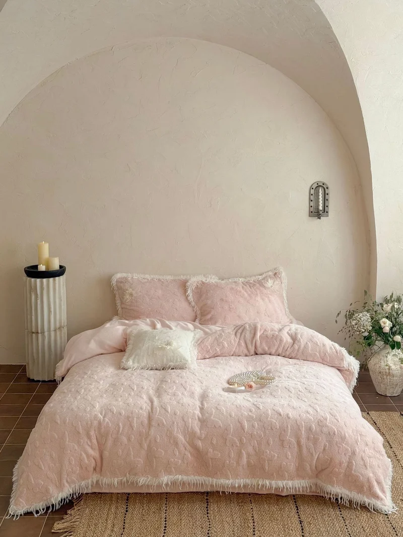Cozy plush bedding set with fringes and textured relief Stornfield