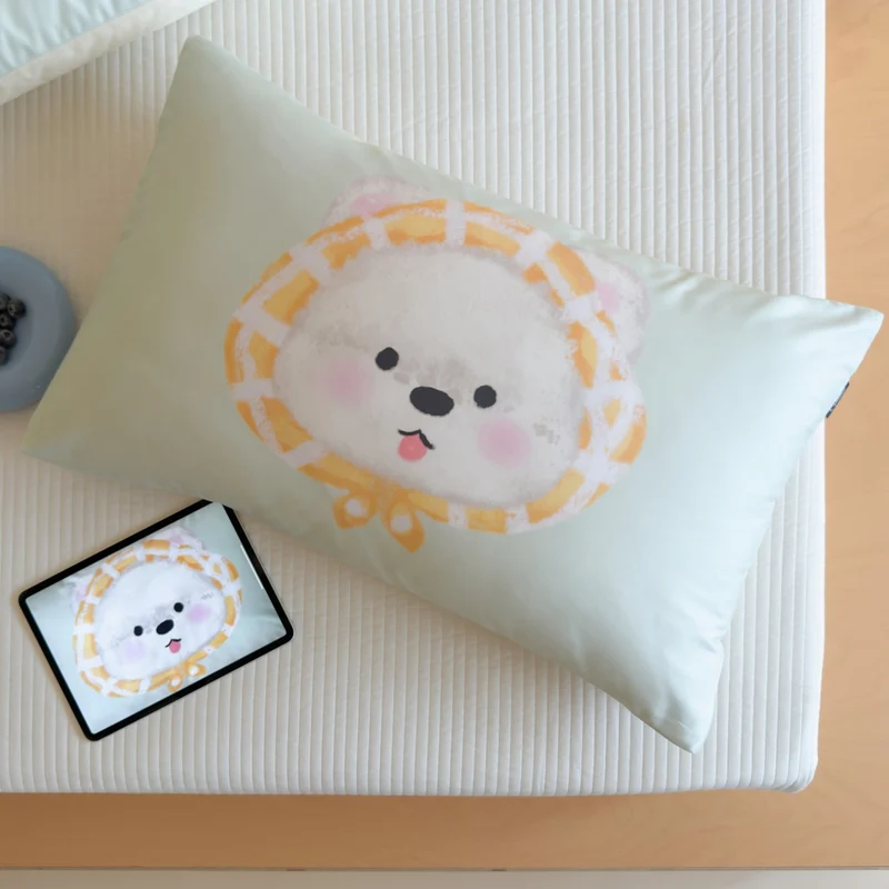 Children's pillowcase with cute chick motif and skin-friendly microfiber cover Stornfield