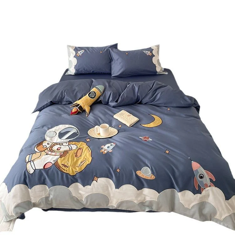 Children's bedding set with space appliqués made of soft cotton satin Stornfield