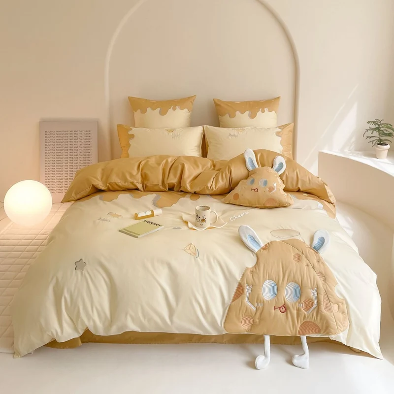 Children's bedding set with space appliqués made of soft cotton satin Stornfield