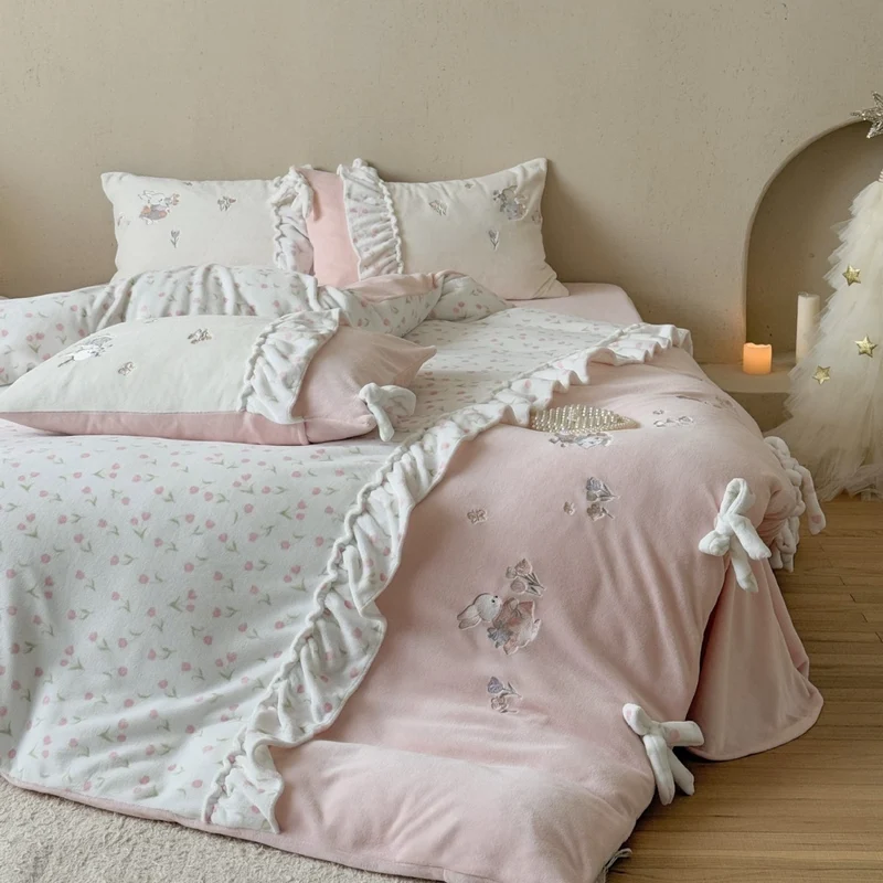 Children's bedding set with ruffles, bows and embroidered rabbit appliqués Stornfield