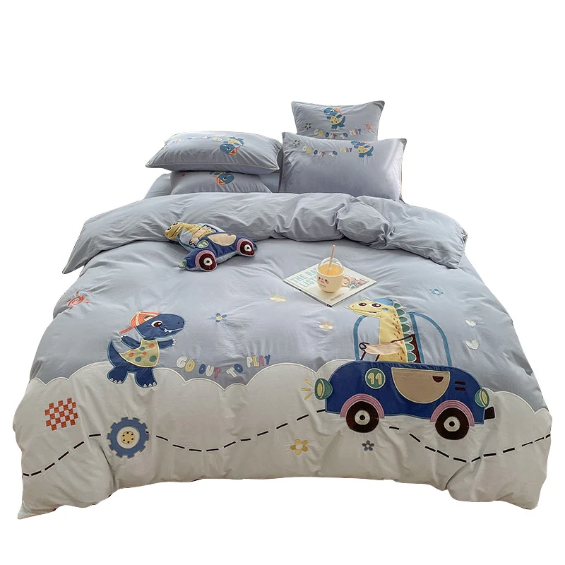 Children's bedding set with embroidered dinosaur and car appliqués Stornfield