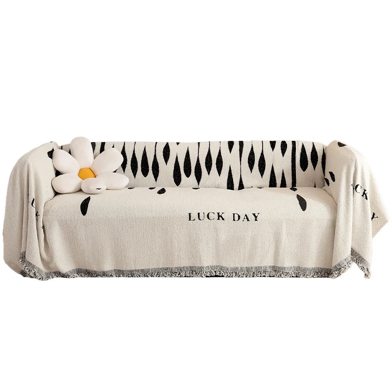 Cozy Decorative Throw Blanket
