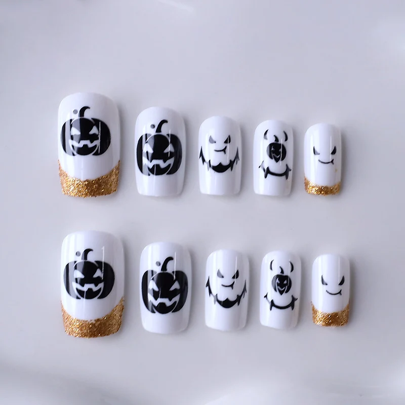 Halloween-Themed Decorative Nail Enhancements Stornfield