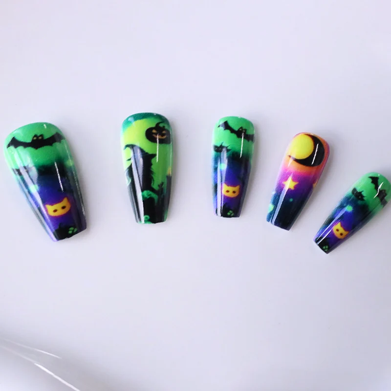 Halloween-Inspired Glow-in-the-Dark Nail Art Stornfield