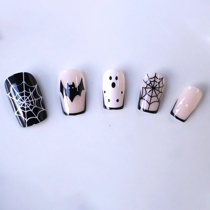 Halloween-Inspired Artistic Nail Art Stornfield