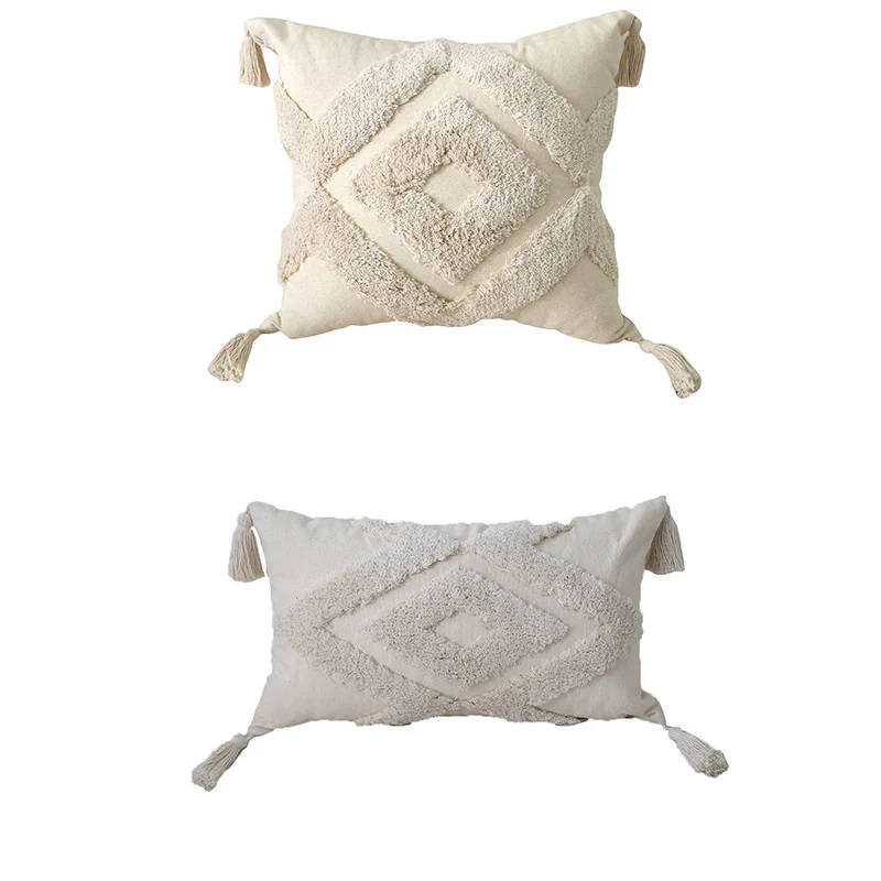 Dekoratives Boho-Puschelkissen mit strukturiertem Diamant-Tufting