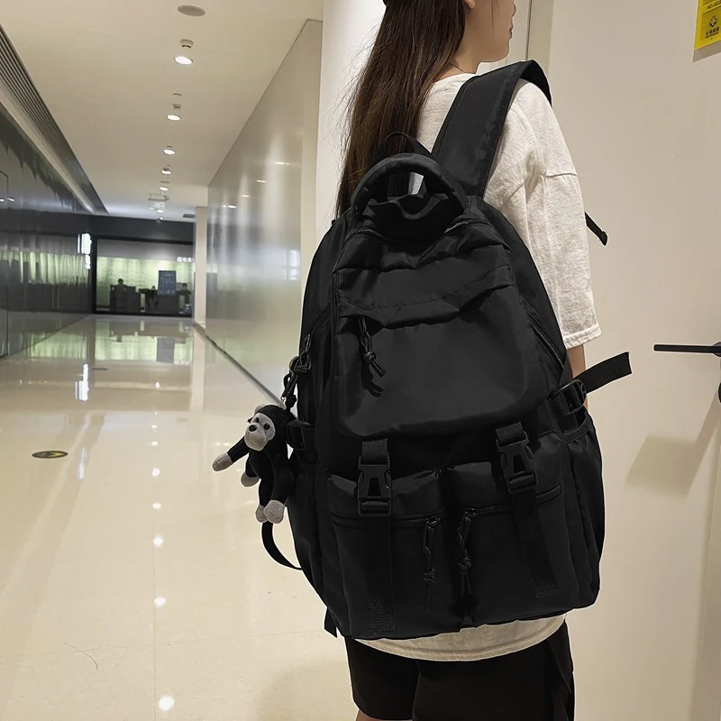 Stylischer Mehrfachfach-Rucksack Karnz