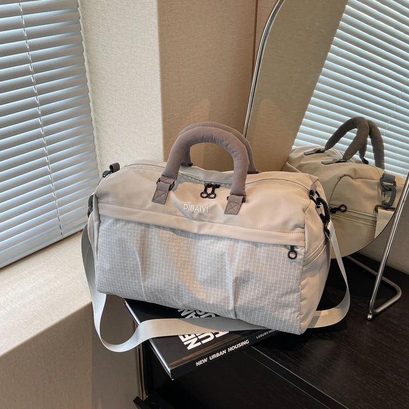 Vielseitiger Fitness- und Reise-Karnz