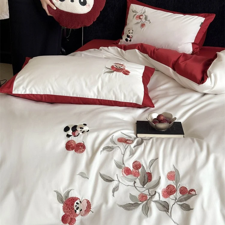 Embroidered cotton satin bed linen set with floral apple and panda appliqué Stornfield
