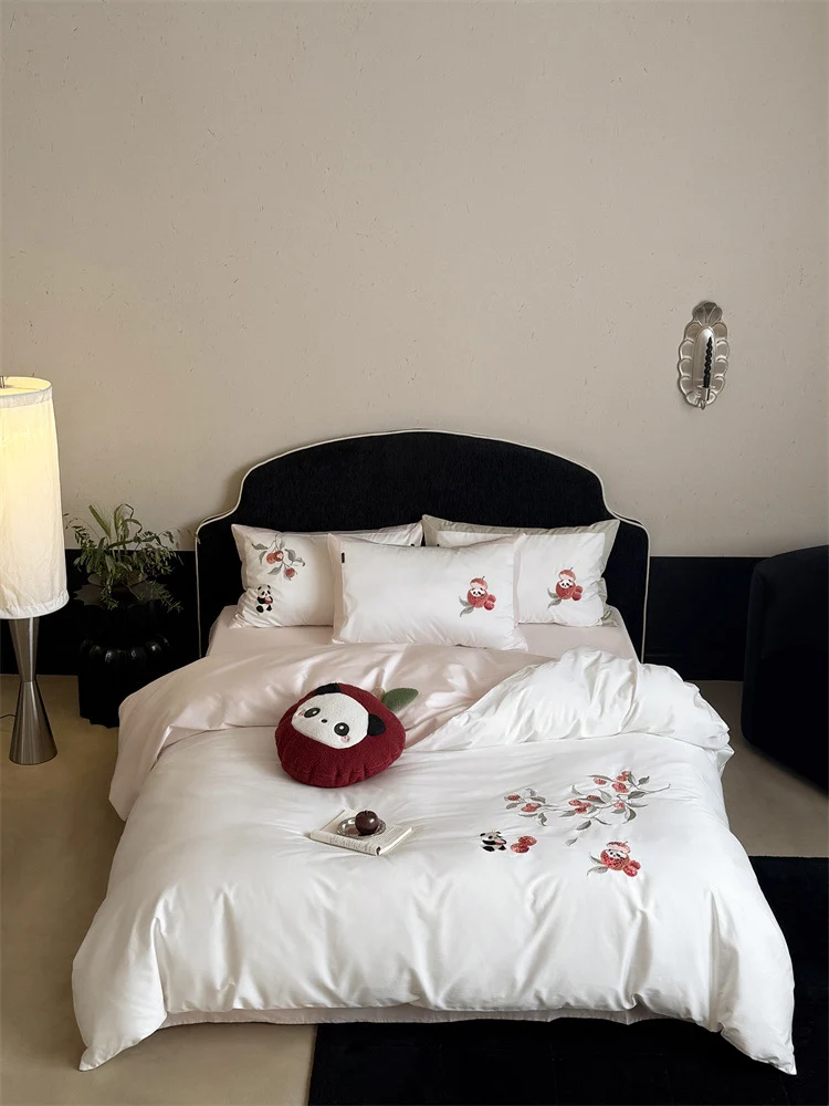 Embroidered cotton satin bed linen set with floral apple and panda appliqué Stornfield