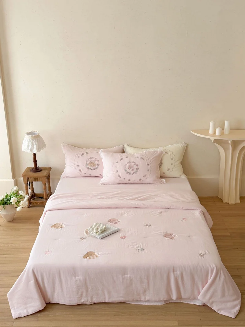 Delicate cotton bed linen set with embroidered pillowcase and fitted sheet Stornfield