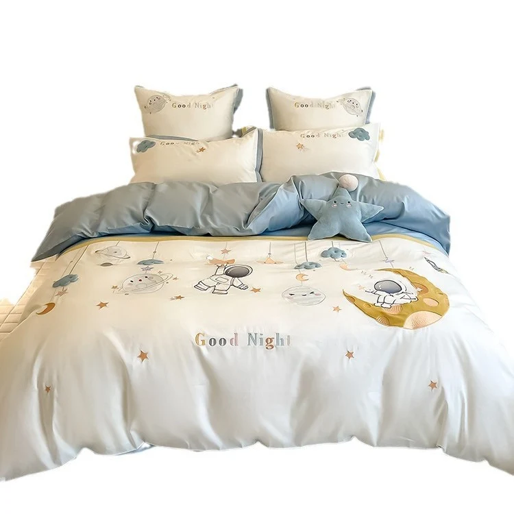 Playful bedding set made of cotton satin with applied cartoon motifs, ruffled frills and decorative pillowcases Stornfield