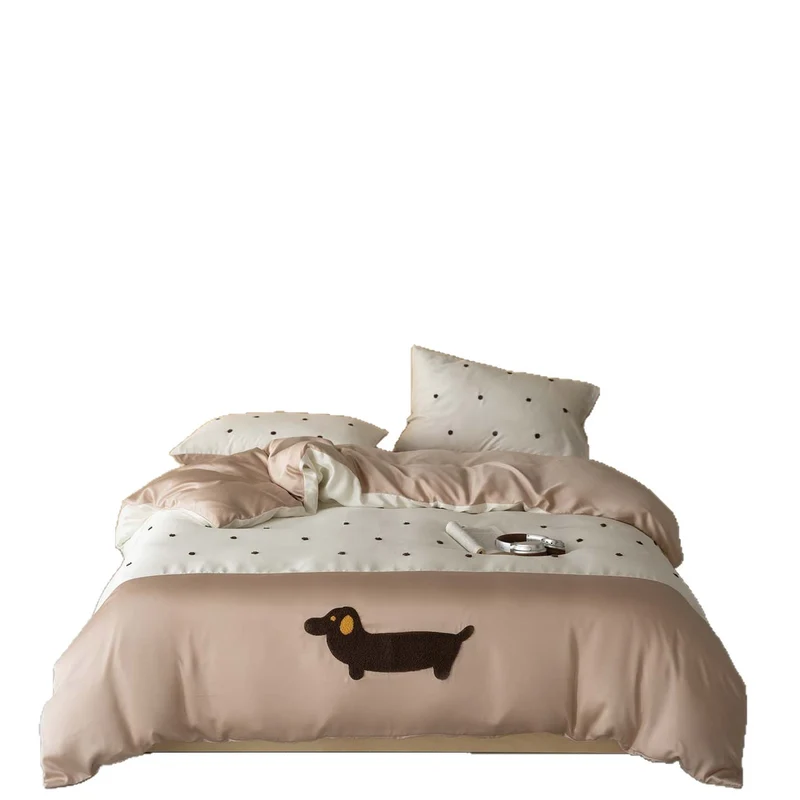 Satin bedding set with dachshund appliqué and fine polka dot pattern Stornfield