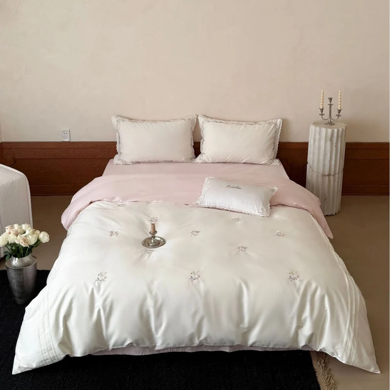 Luxurious fine cotton satin bedding set with delicate flower embroidery and frill pillow Stornfield