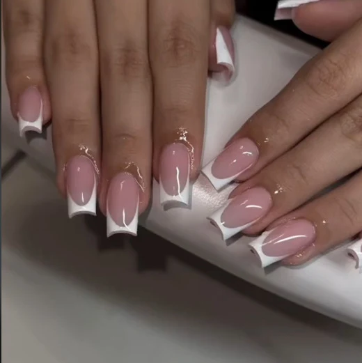 Stylish Acrylic French Tip Nails Stornfield