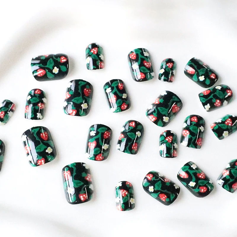 Strawberry Garden Nail Art Stornfield
