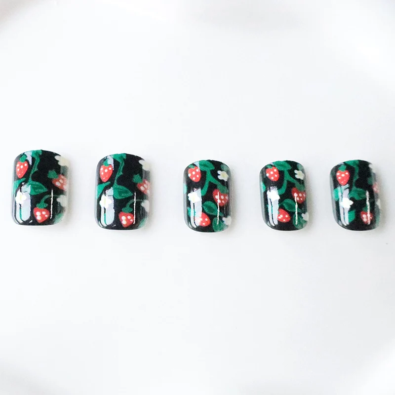 Strawberry Garden Nail Art Stornfield