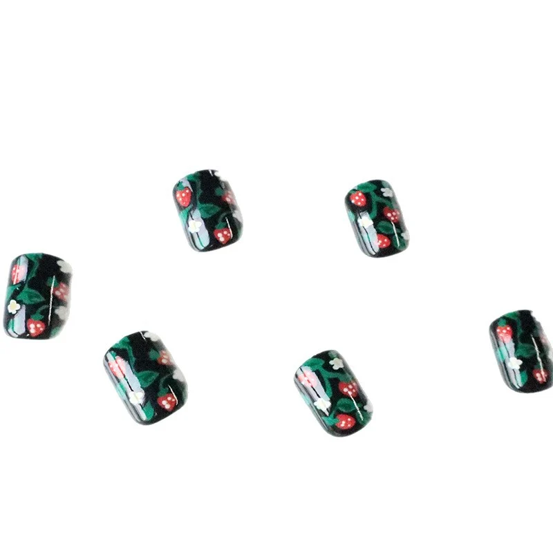 Strawberry Garden Nail Art Stornfield
