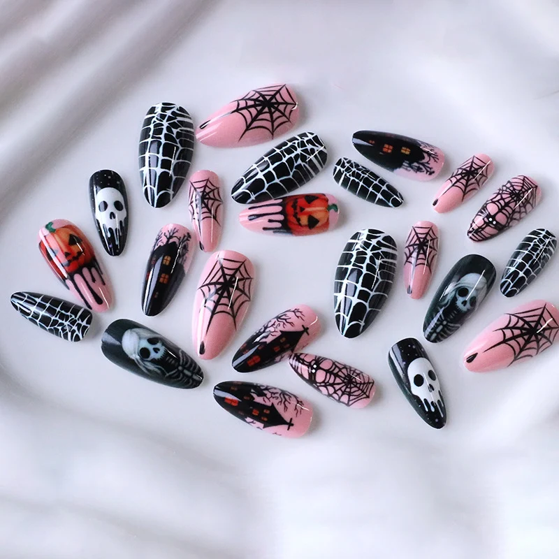 Spooky Halloween Themed Nail Art Stornfield