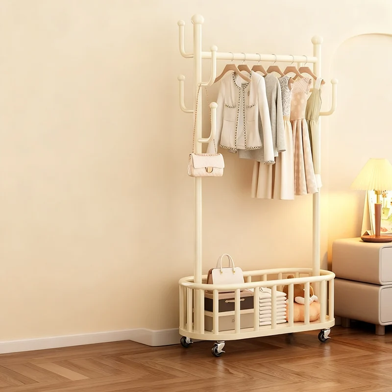 Mobile wardrobe made of carbon steel, Nordic