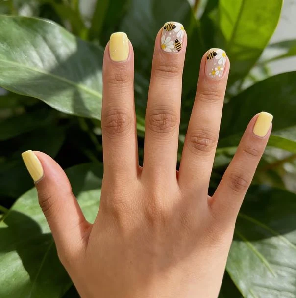Nature-Inspired Nail Art Set Stornfield