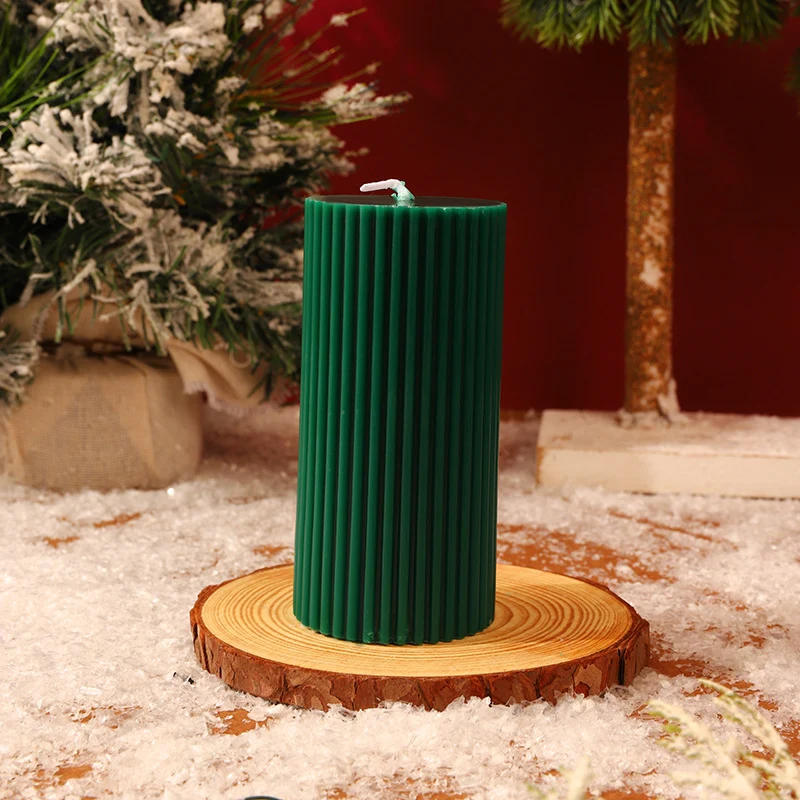 Ribbed Säulenpfeilerkerze mit Glasständerhalter