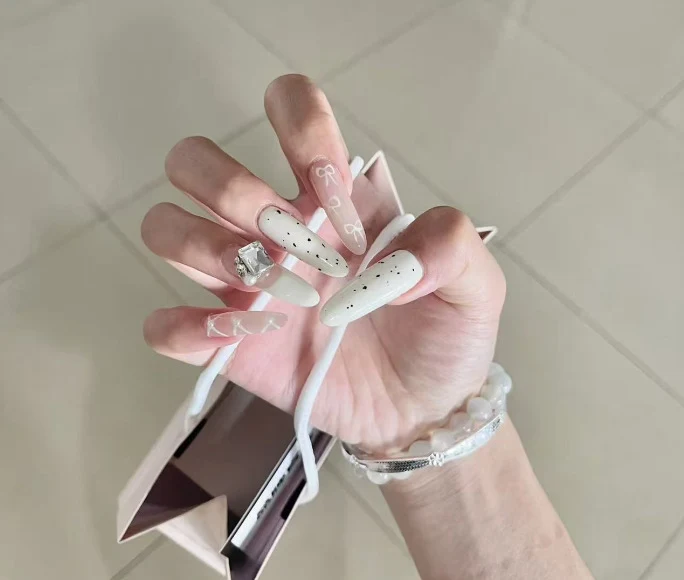 Luxury Decorative Nail Art Stornfield