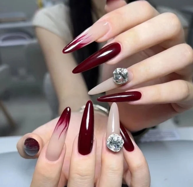 Luxury Decorative Nail Art Stornfield