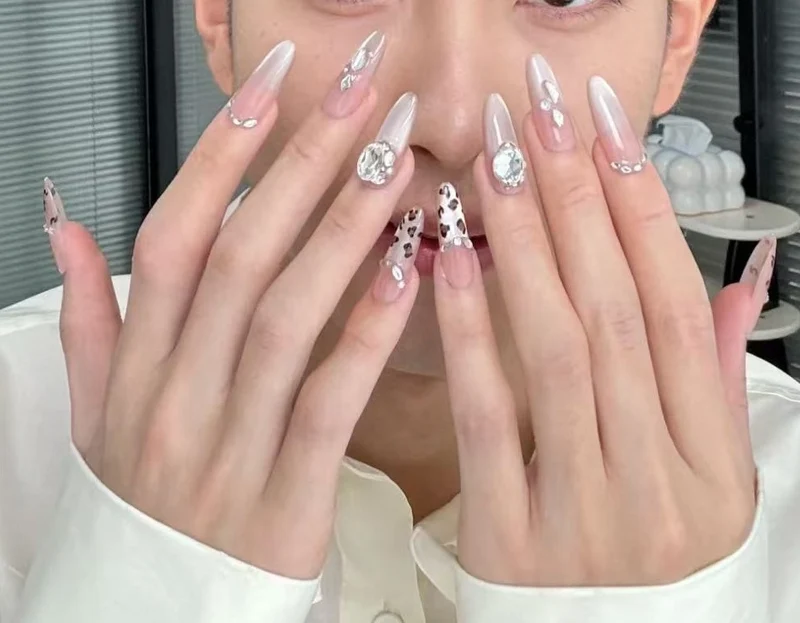 Luxury Decorative Nail Art Stornfield