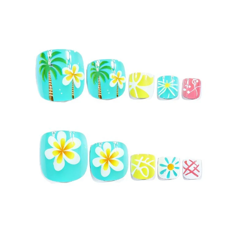 Tropical Beach-Themed Nail Art Stornfield