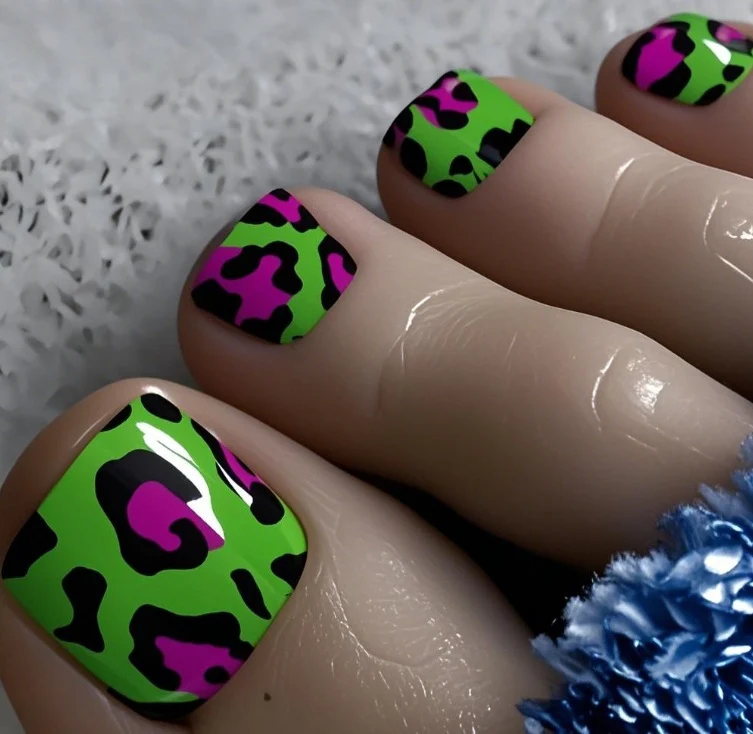 Trendy Leopard Print Nail Art Stornfield