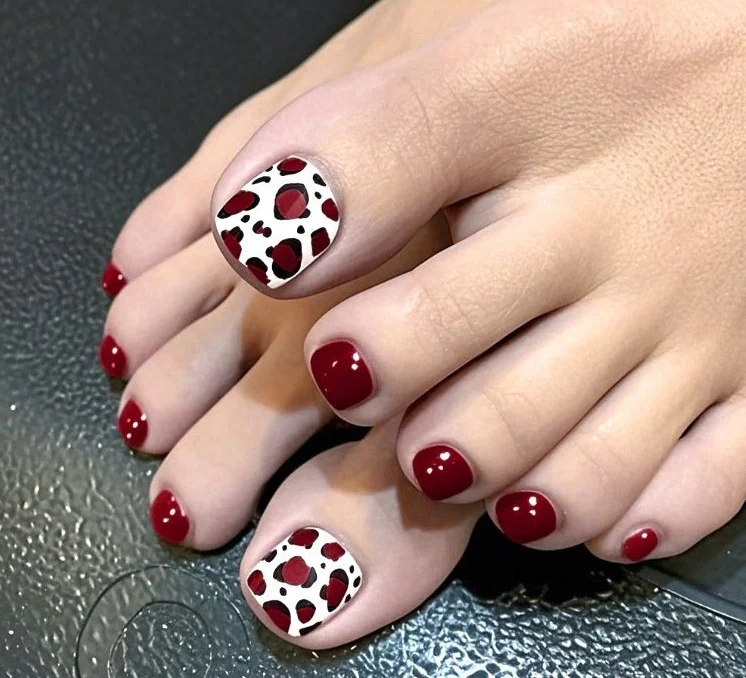 Trendy Leopard Print Nail Art Stornfield