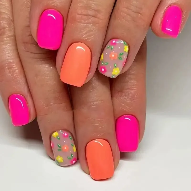 Trendy Floral Nail Art Design Stornfield