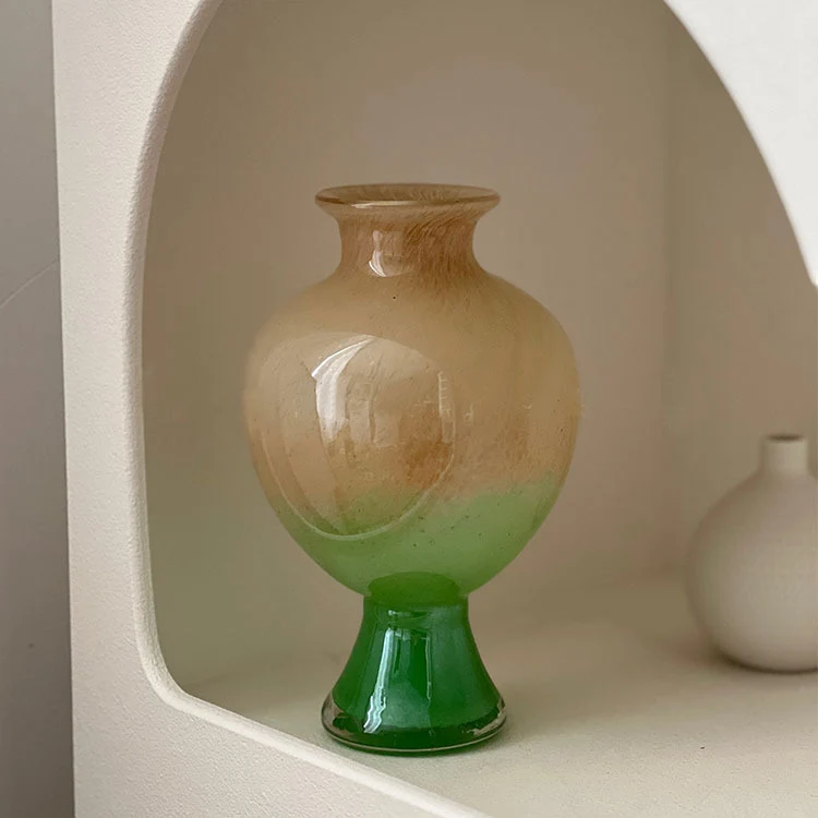 Decorative Handblown Ombre Bulb-on-Pedestal Glass Accent Vase Stornfield