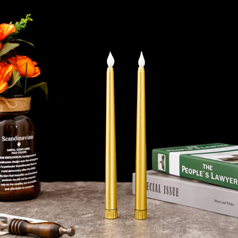 Batteriebetriebene schlanke LED-Stiftkerzen mit Flackerflamme und wiederaufladbarem Sockel